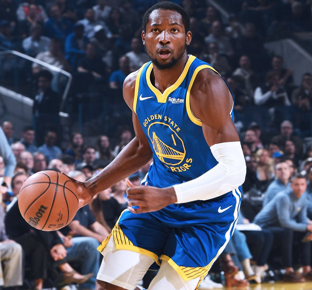 KU体育电竞-包含国际比赛日里昂备战NBA季后赛转会期金州勇士扳平良机，现场解说直呼：冲刺阶段芝加哥公牛强势反弹的词条